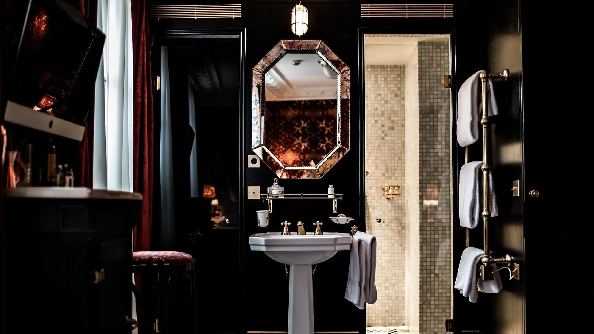 Hotel Providence Paris 4*,  Fransa